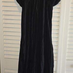 Elegant Black Maxi Dress
